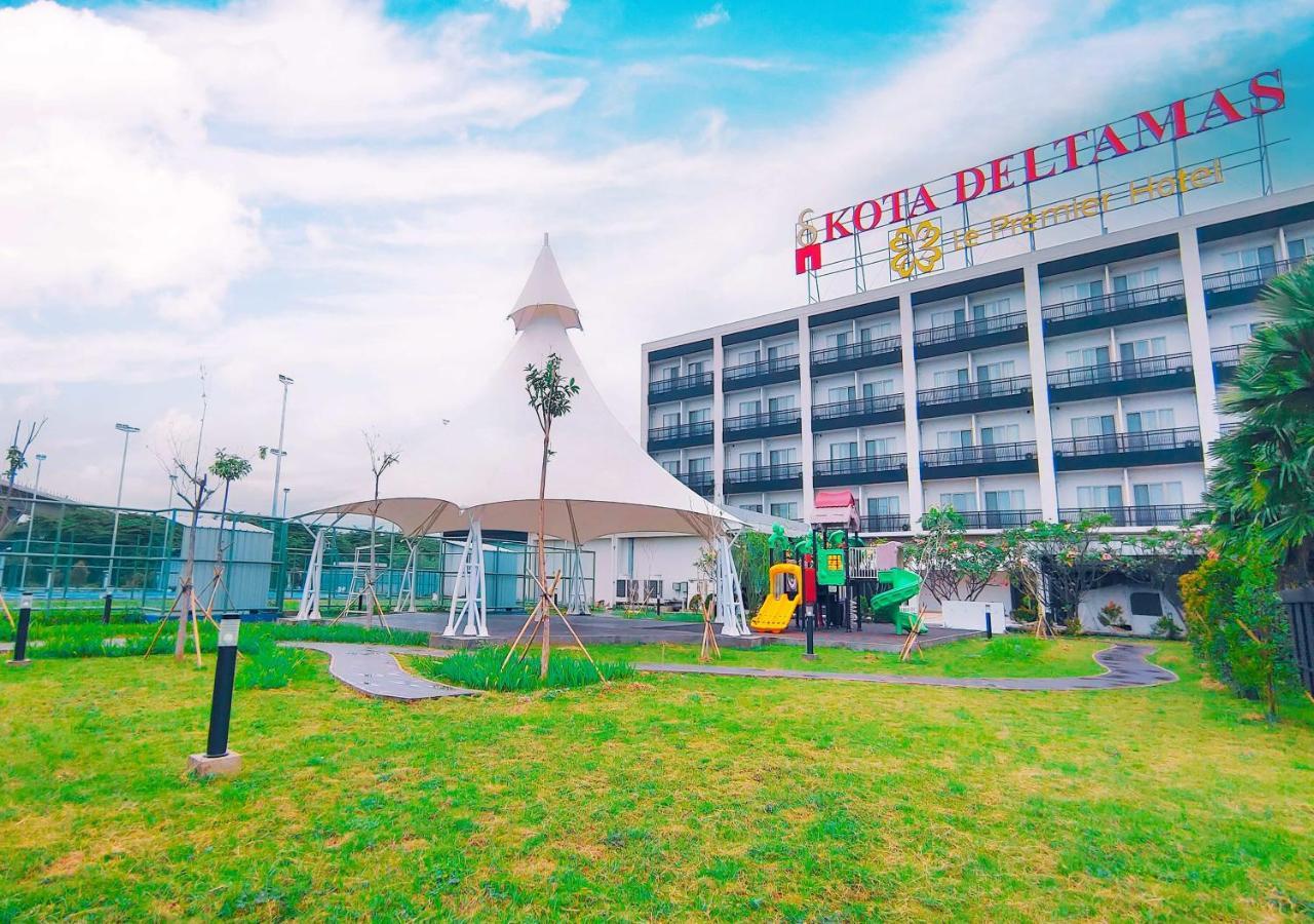 Le Premier Hotel Deltamas Cikarang Zewnętrze zdjęcie