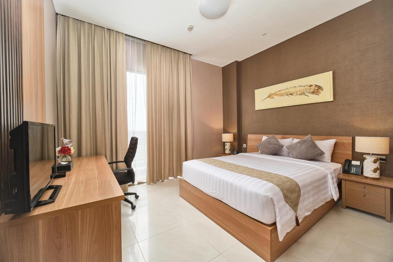Le Premier Hotel Deltamas Cikarang Pokój zdjęcie